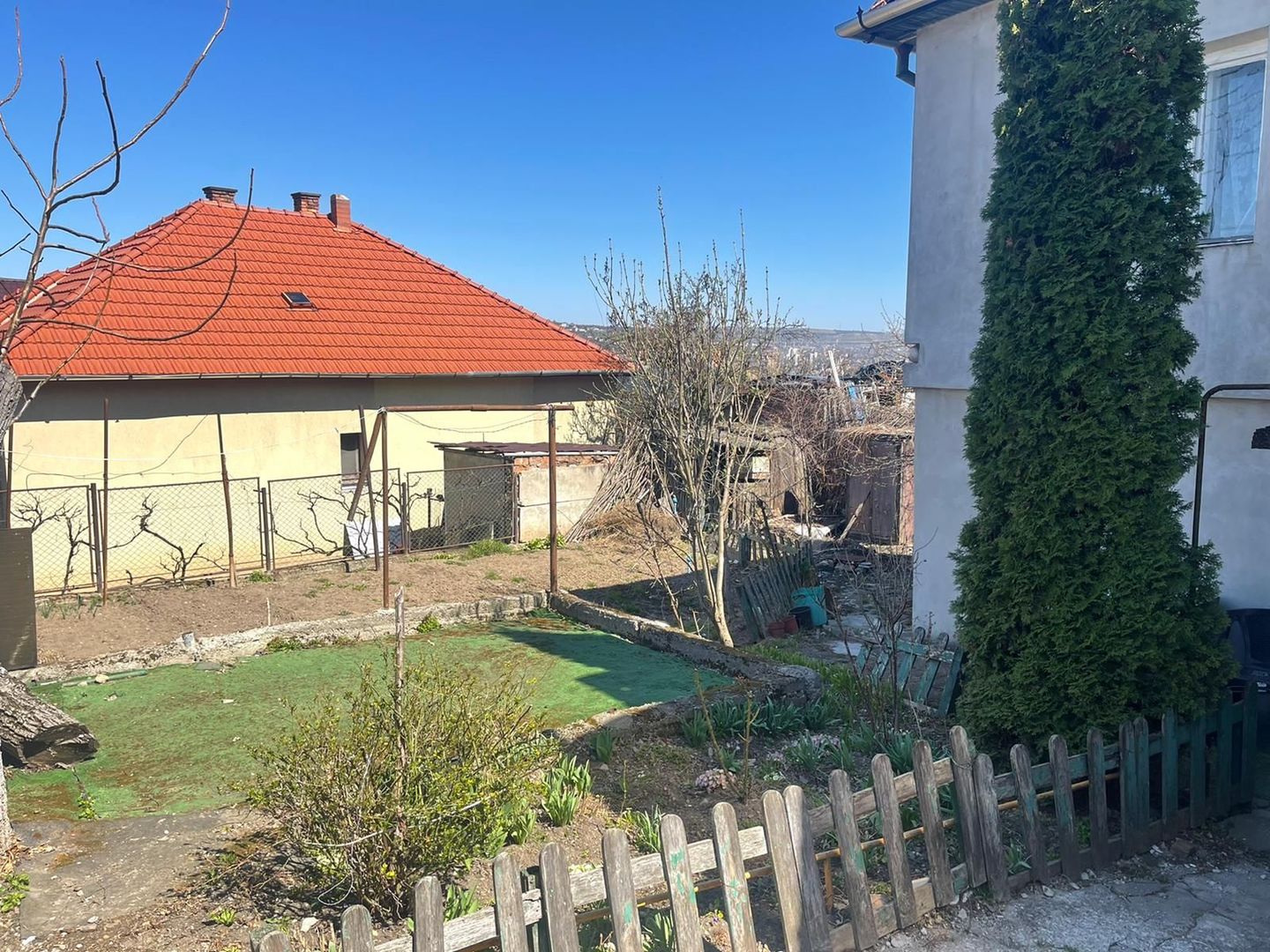 Casă de vânzare renovabilă | Gruia | Teren 380 mp | Front la 2 străzi - Poză 4