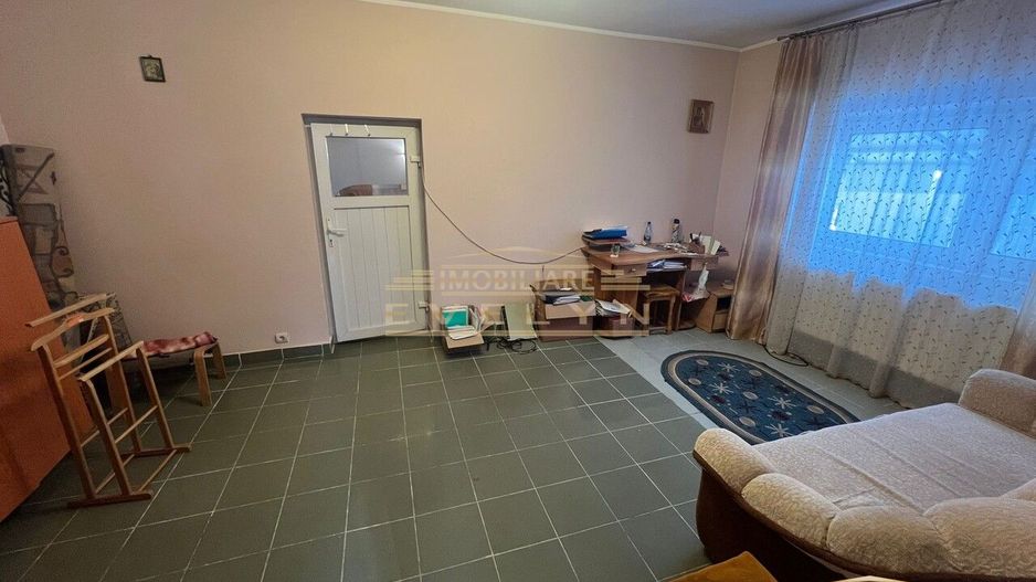De vanzare casa 103mp+teren 338mp, zona Calea Nationala ( Brico Depot ), pret 115000 euro negociabil - Poză 4