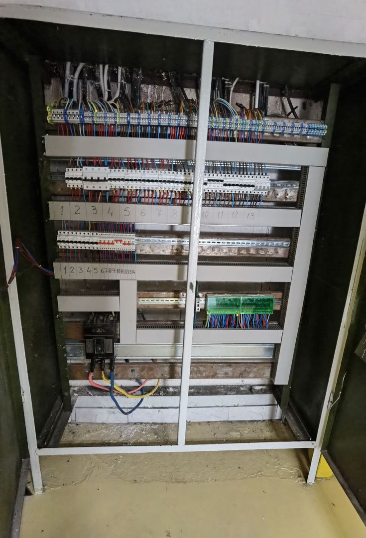 Proprietate industriala  la 35 km de TM - Poză 44