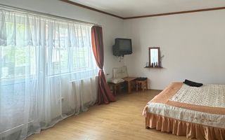 Vânzare casă Individuală 12 Camere la 5 minute de Castelul Bran - Poză 6