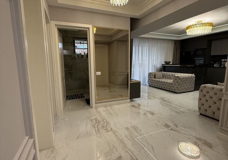 Apartament 3 camere ultracentral parcare privata  bloc nou 2024 - Poză 2