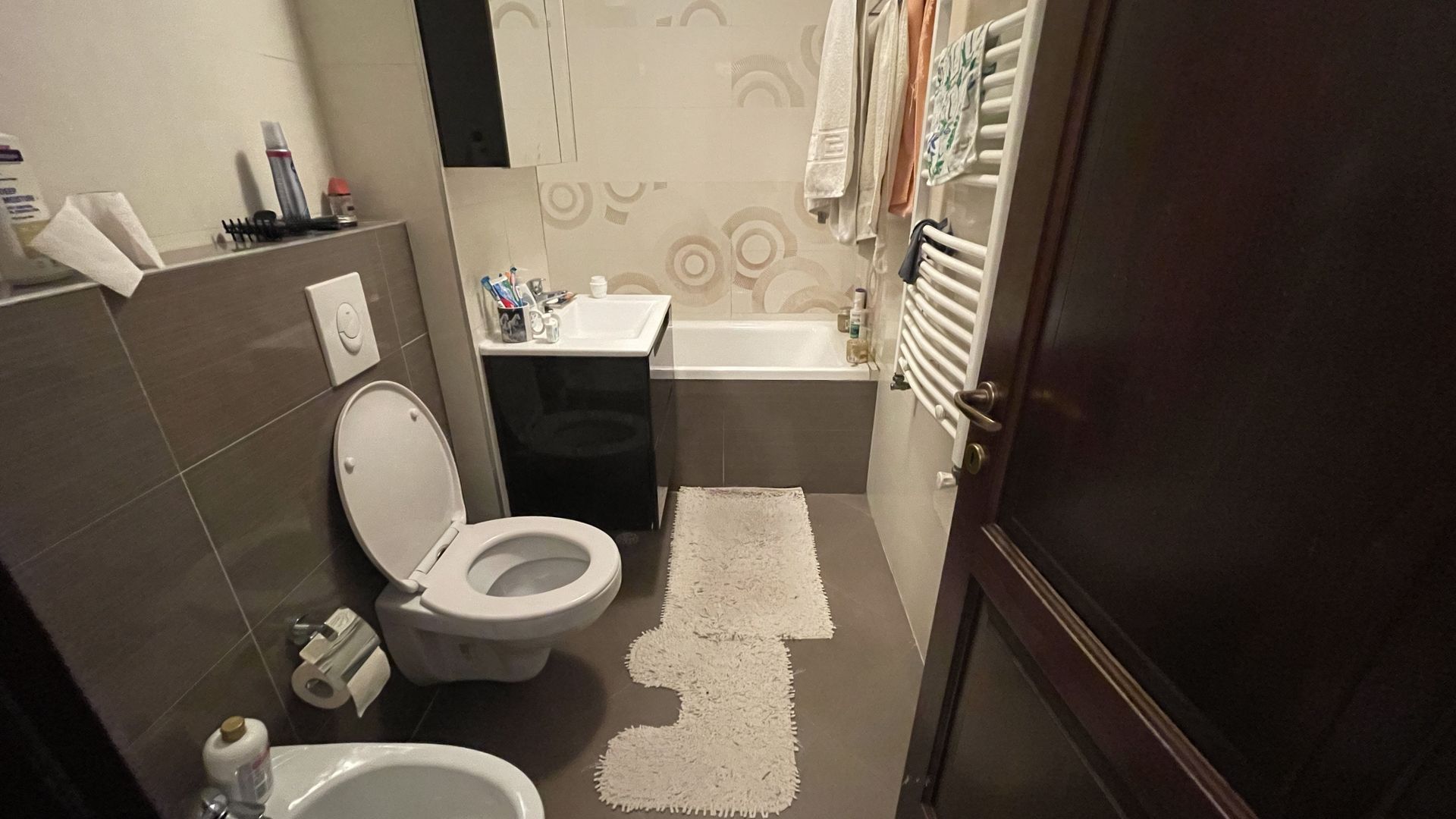 Apartament 4 camere,etaj 1,zona Bucovina - Poză 8