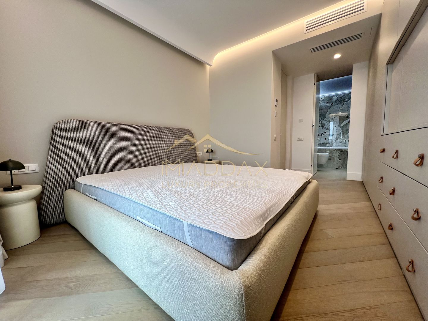 Apartament LUX *116mp* // Parcare // CORTINA 126 - Iancu Nicolae - Poză 21