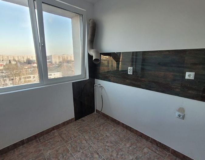 De vanzare Apartament 2 camere Apusului - Poză 1