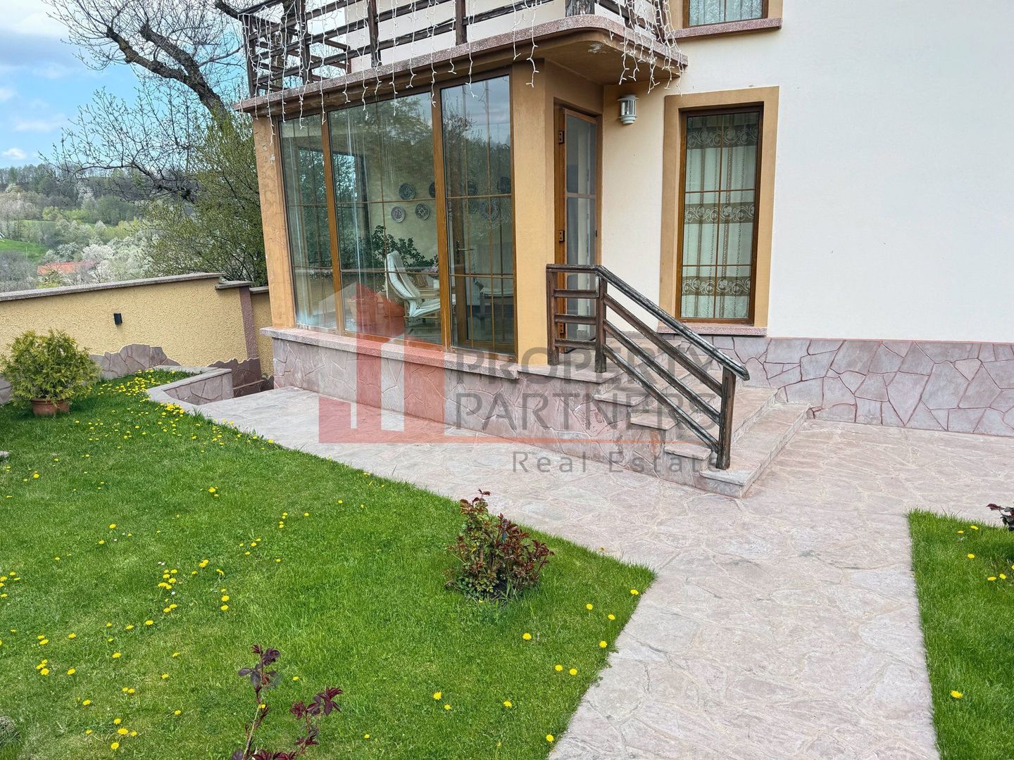 Casă 5 dormitoare + casă de oaspeți, priveliște Piatra Craiului, Sohodol-Bran - Poză 3