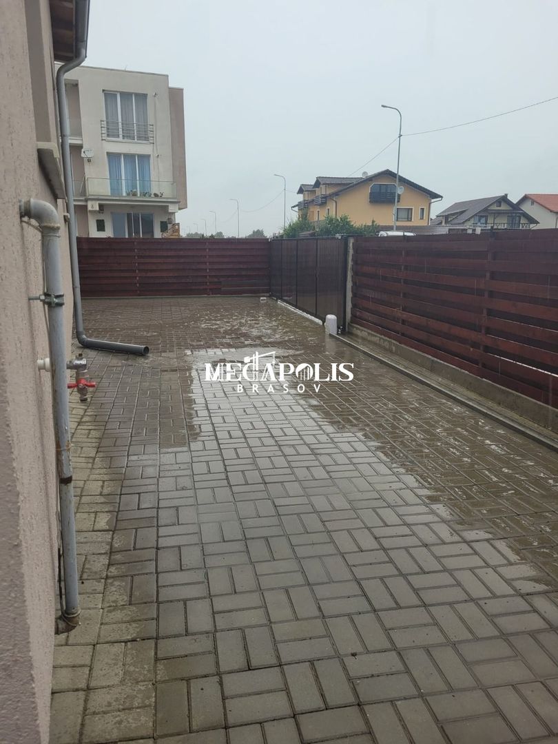 Apartament 3 camere | Parcare Subterană | Curte | Ghimbav - Poză 18