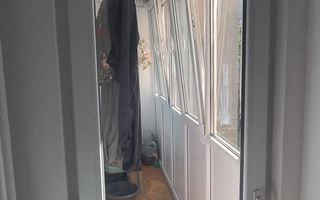 De închiriat: Apartament 3 camere decomandat - Zona Tineretului - Poză 5