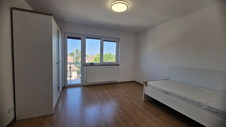 Apartament de inchiriat 6 camere 179 mp Etaj 2 + mansardă - Poză 4