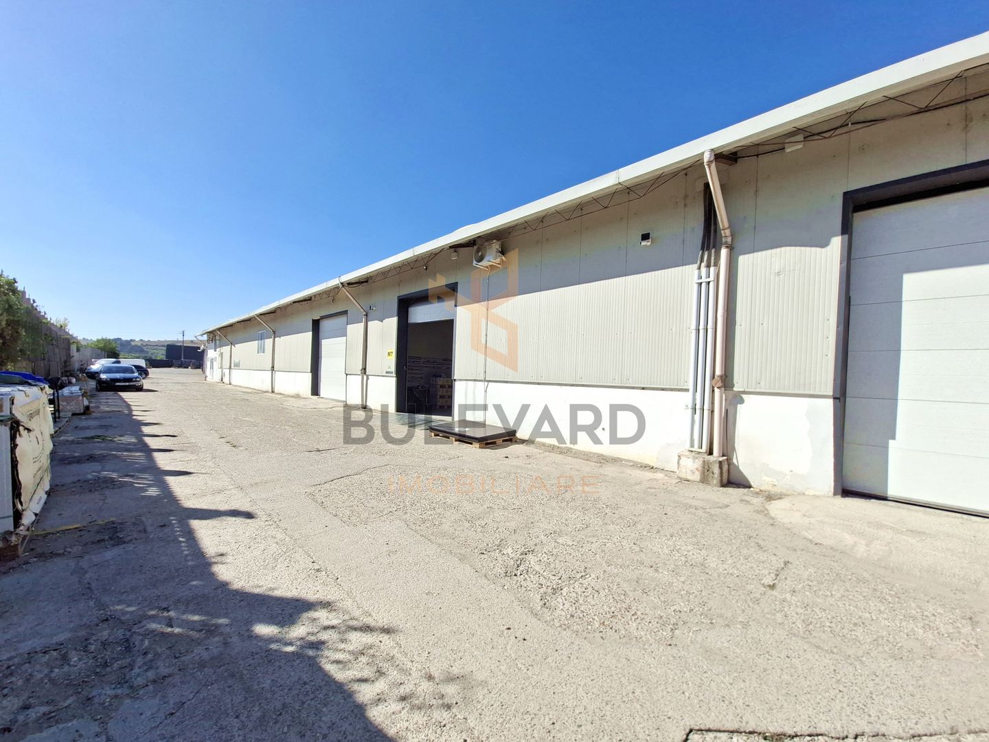 Hala /  Depozit / Spatiu industrial de inchiriat in zona Calea Baciului! - Poză 2