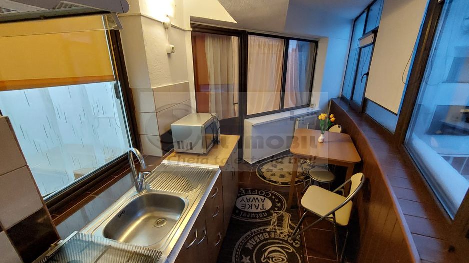 APARTAMENT 2 CAM PACURARI IN SPATE LA PETROM 360 EURO - Poză 4