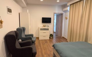 Garsoniera - zona Scolii - Parcare - Mutare rapida - Mobilata complet - Poză 1