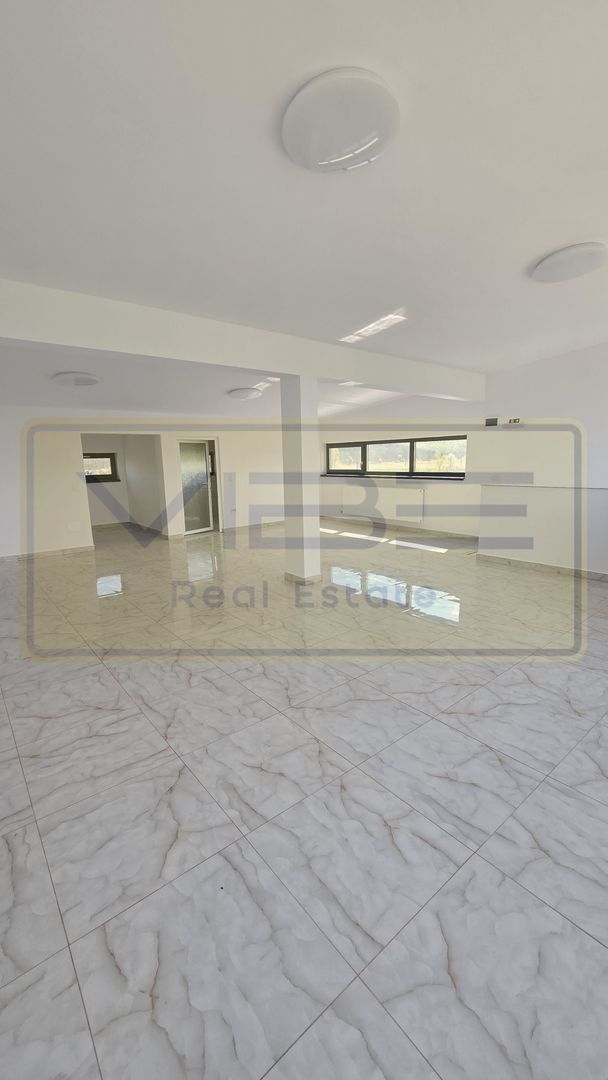 Spatiu 240mp Showroom / Magazin Industrial / Piese etc - Poză 2