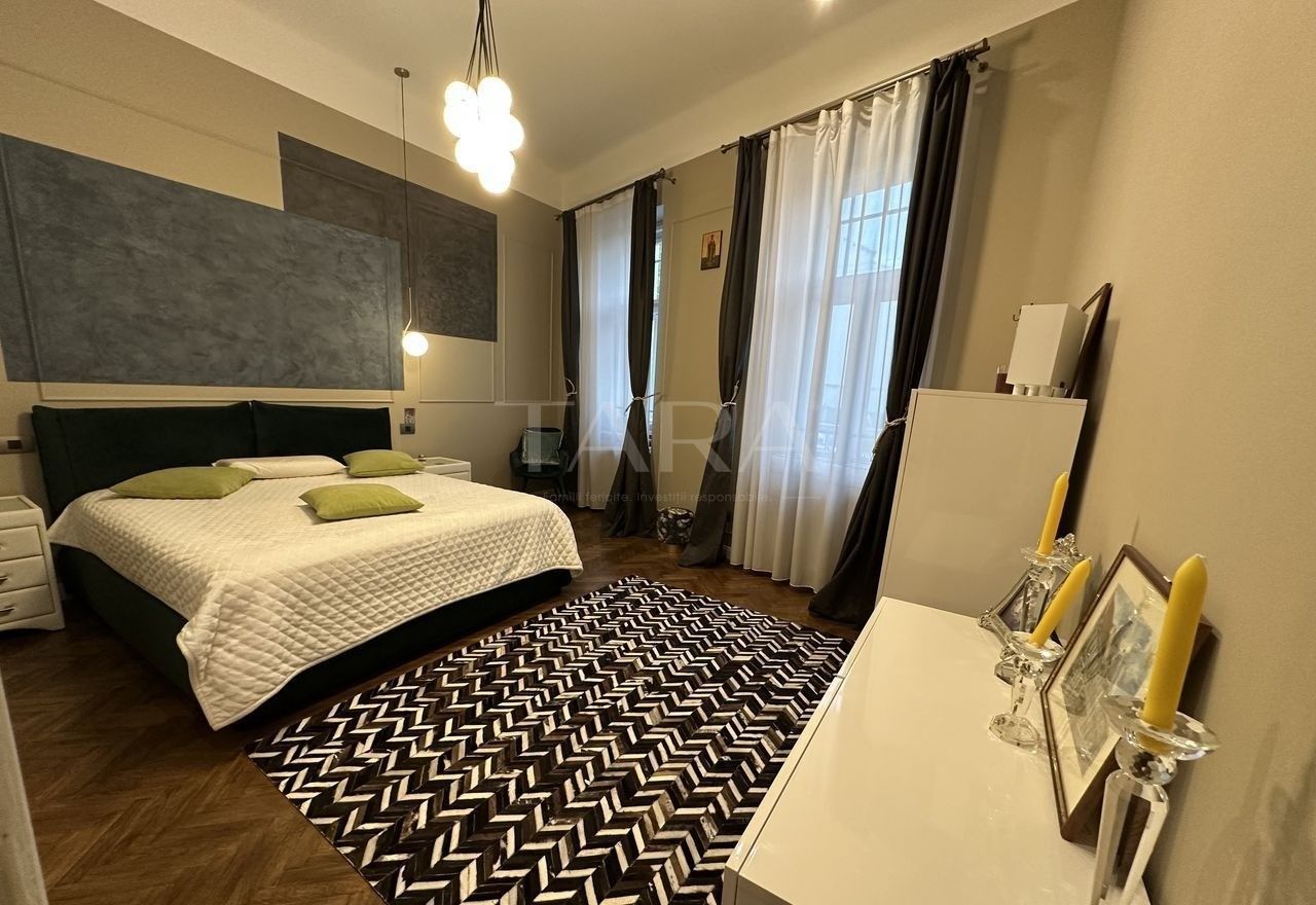 Eleganță, lumină și liniște – 3 camere în inima Clujului - Poză 12