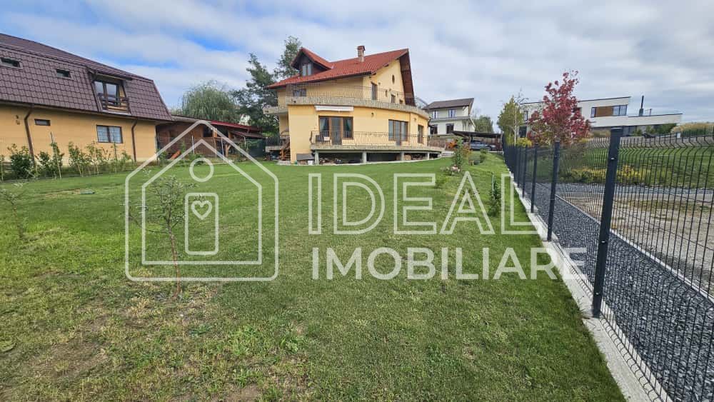 Casă deosebită, cu 5 camere, cu teren de 1132 mp – Cisnădioara - Poză 26