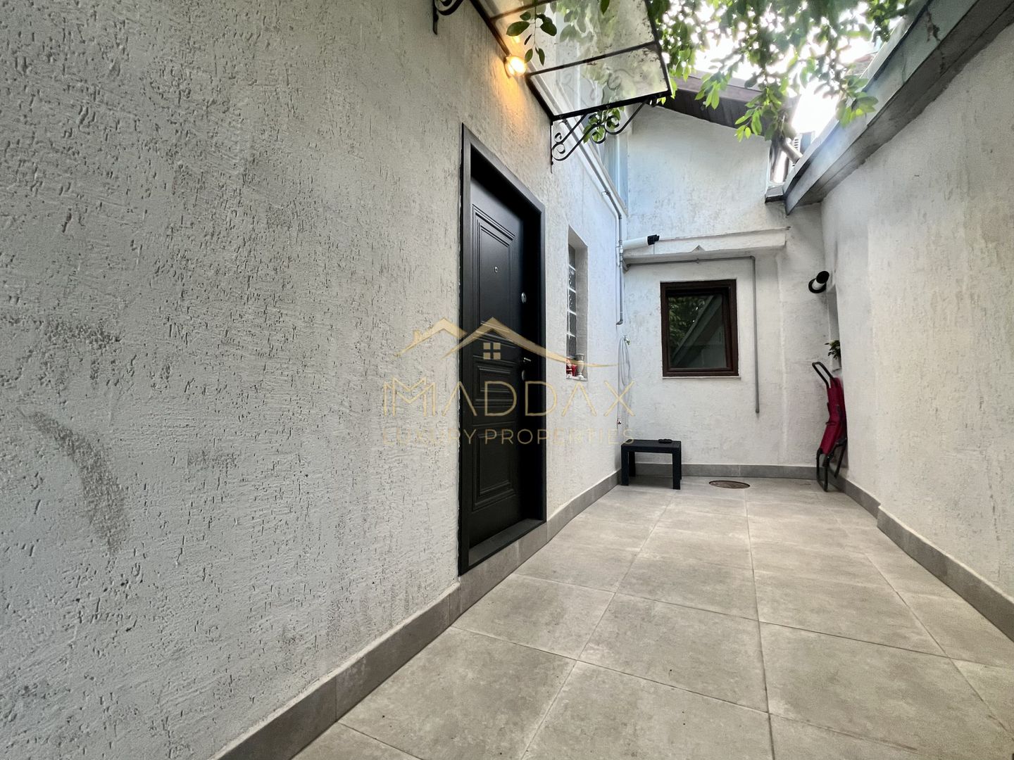 Casa **8 camere** // Domenii - Poză 19