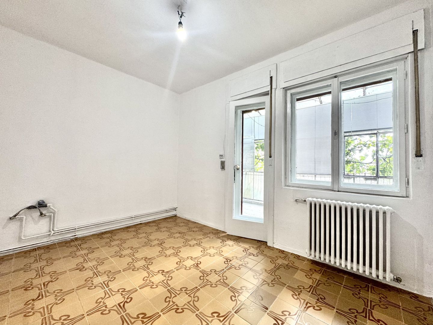 Apartament spațios într-o vilă, cu 2 garaje și terase – zona Iosefin - Poză 16