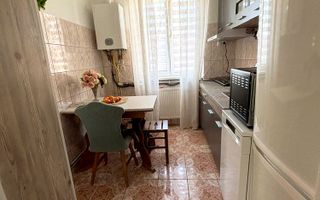 Apartament 2 camere de vânzare Sibiu, zona Bulevardul Mihai Viteazu - Poză 3