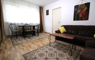 2 camere cu centrala proprie vizavi de Centrul Medical Alfamed