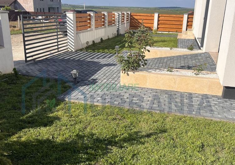 Casă în Breazu, strada Mierlei – 4 camere, 130 mp utili, teren 448 mp - Poză 2