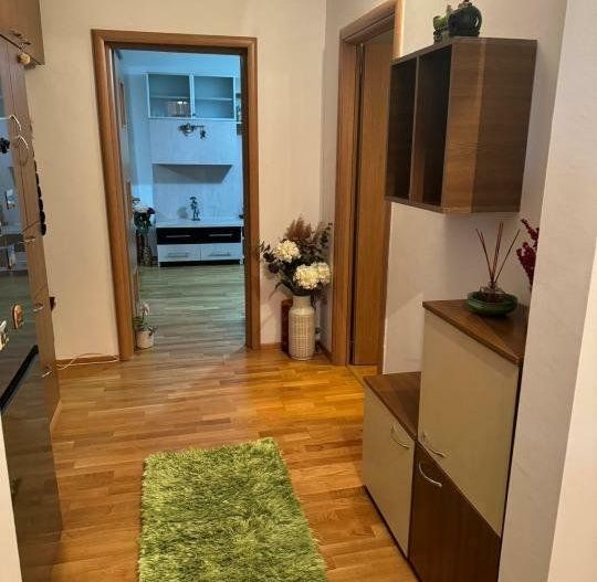 Apartament 2 camere, Trapezului, la 2 min. de metrou, piată, scoala, mobilat - Poză 4