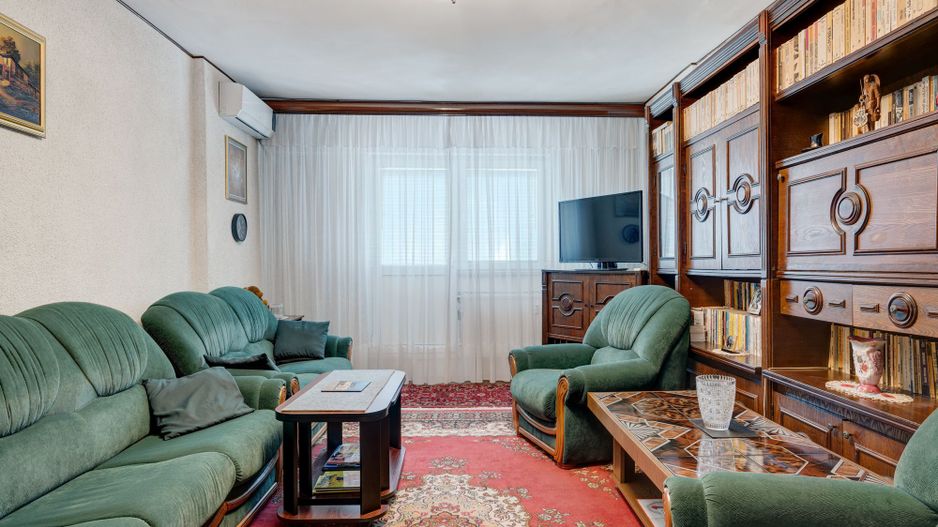 RARITATE la vânzare - 3 camere, etaj 4, Calea Vacaresti-Mall Sun Plaza - Poză 1