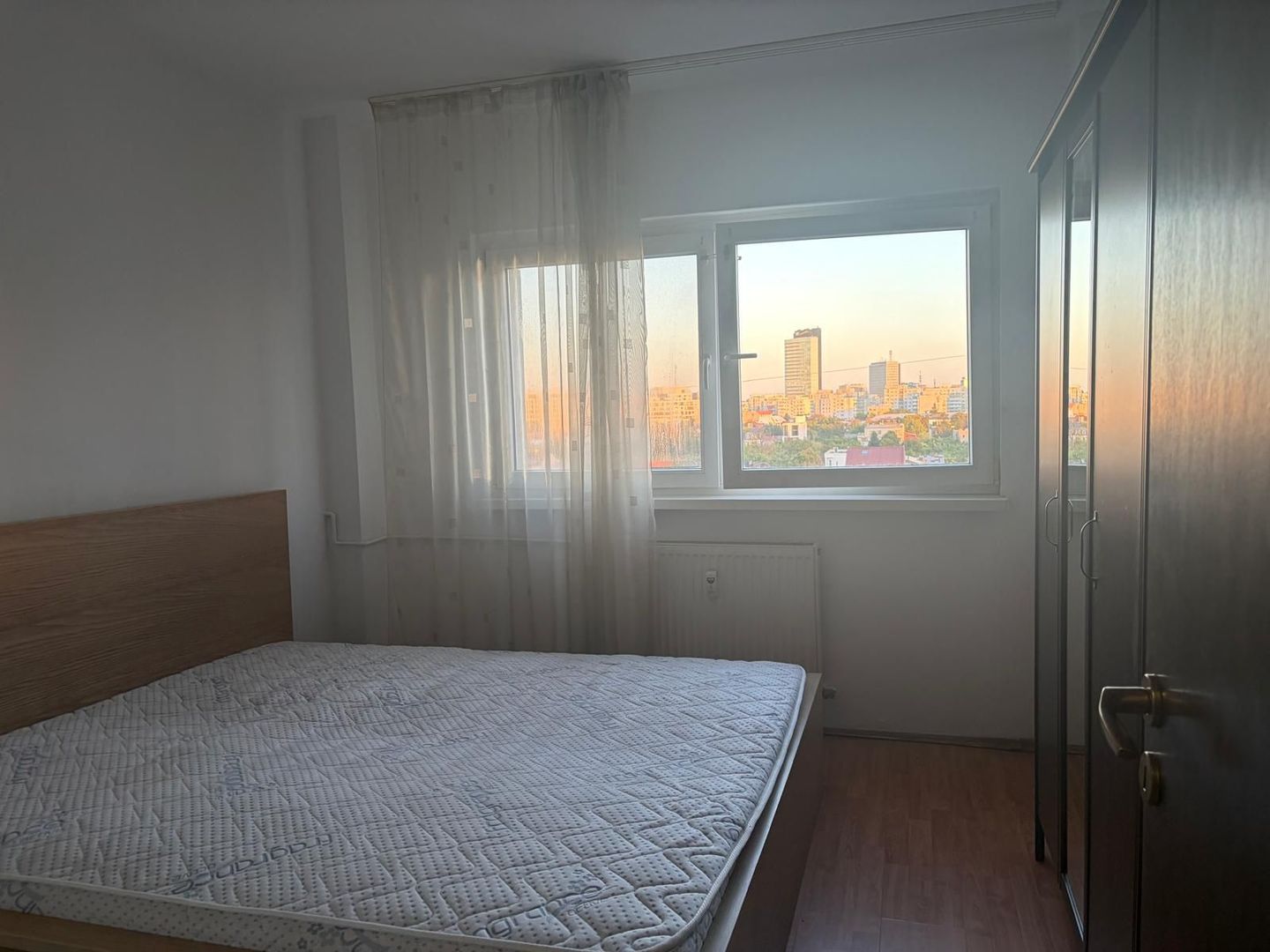 Apartament cu doua camere decomandat, strada Turda - Poză 5
