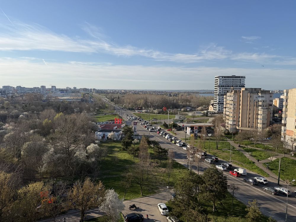 Apartament cu 3 camere zona Tomis Nord -  Parcare Privata - Ocazie - Poză 3