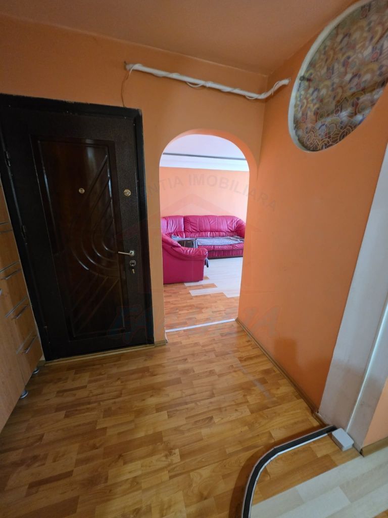 Vanzare apartament 3 camere, IREG, 84mp, 80.000 EURO - Poză 3
