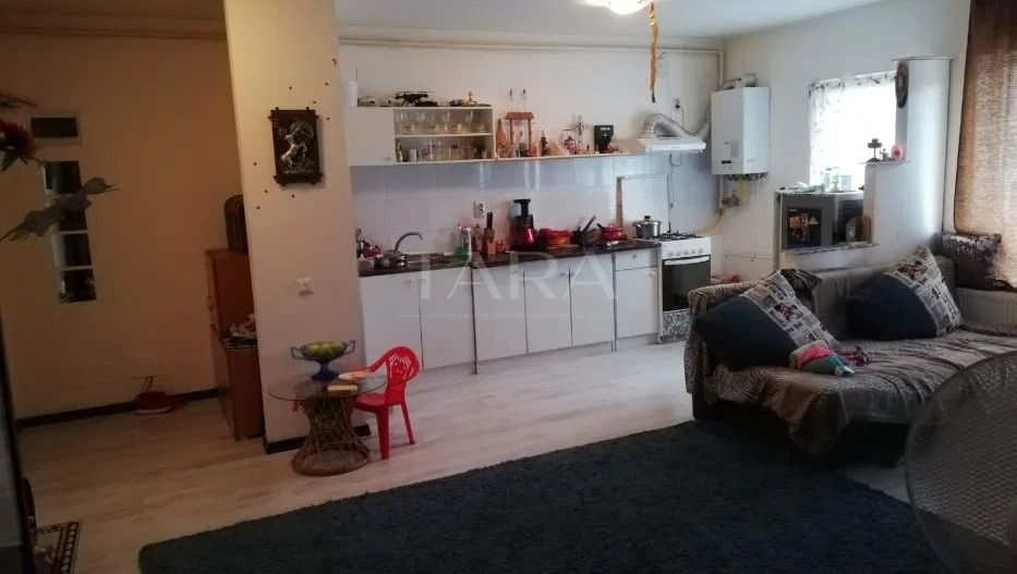 Apartament cu 2 camere de vanzare in Floresti, zona Terra. - Poză 3
