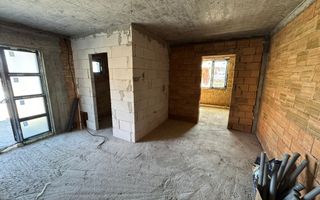 Apartament cu 2 camere, parcare, 50mp, Zona Sangeorgiu de Mures - Poză 3