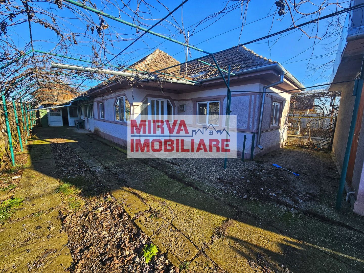 Casă 4 camere, garaj + spațiu comercial |  Sat Nedelea - Poză 1