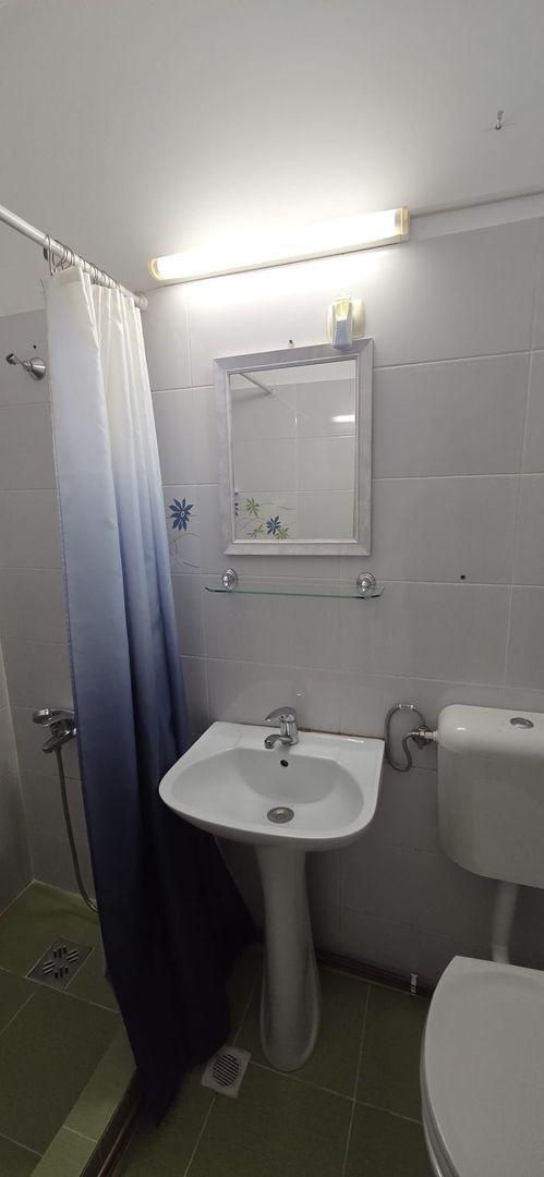 De inchiriat apartament cu o camera langa UMF - Poză 8