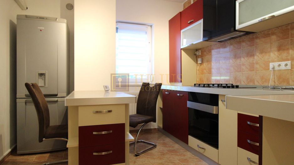 Aradului -2 camere, centrala proprie, loc de parcare - Poză 5