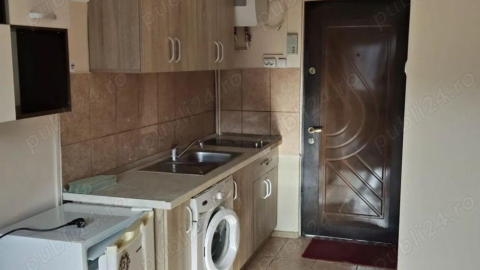BRASADAS vinde garsonieră situată la etajul 4/ 4 în Micro 17 - Poză 7
