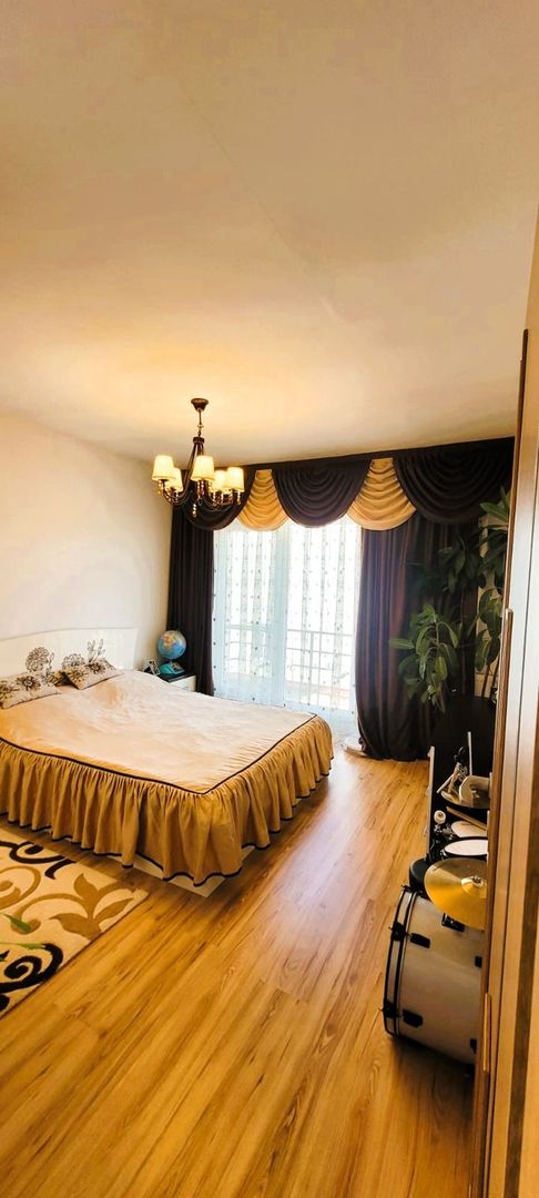 Casă 4 camere P+1 de vanzare   Domnești - Poză 11