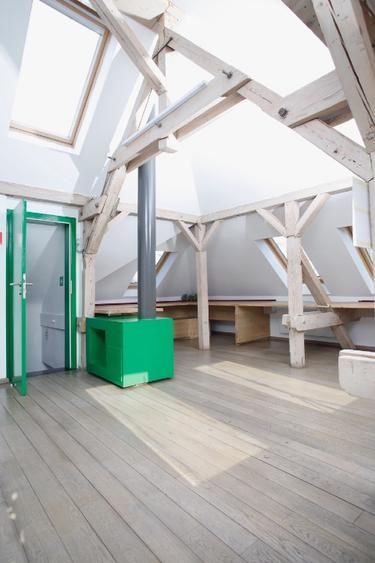 De inchiriat mansarda 3 camere zona Decebal - Poză 3