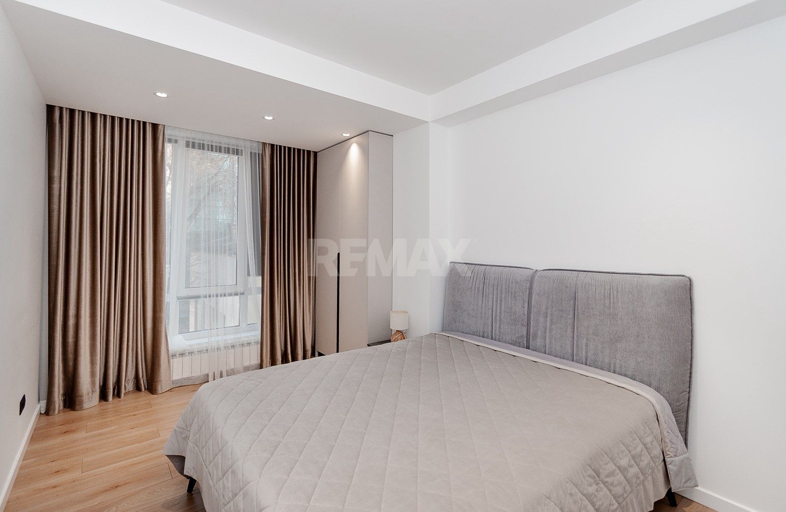 Spre Chirie apartament cu 1 camere. Centru - Poză 4