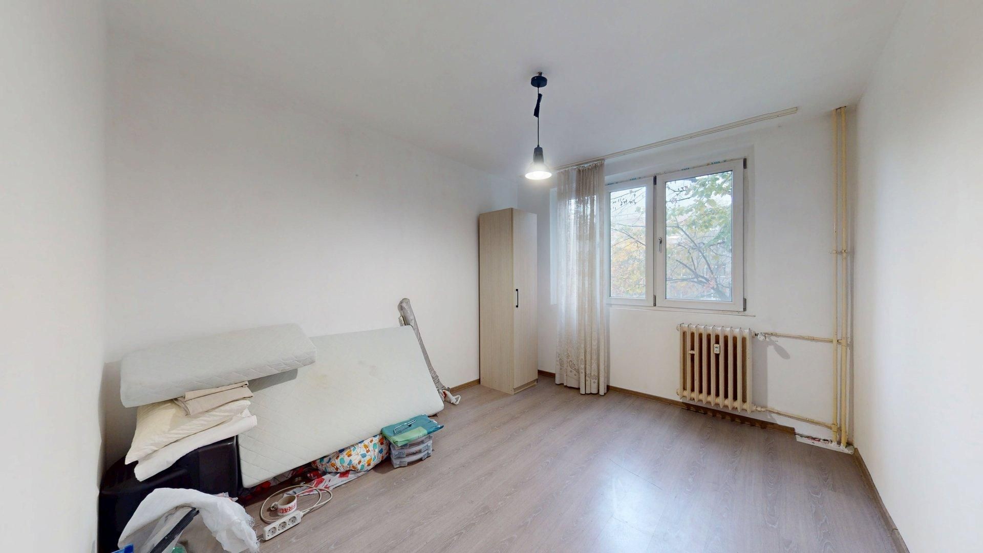 Apartament 4 camere Jean Steriadi Ozana Auchan Titan - Poză 1