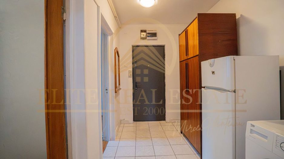 Far - Vânzare apartament cu 3 camere confort 1, situat la etajul 1. - Poză 4