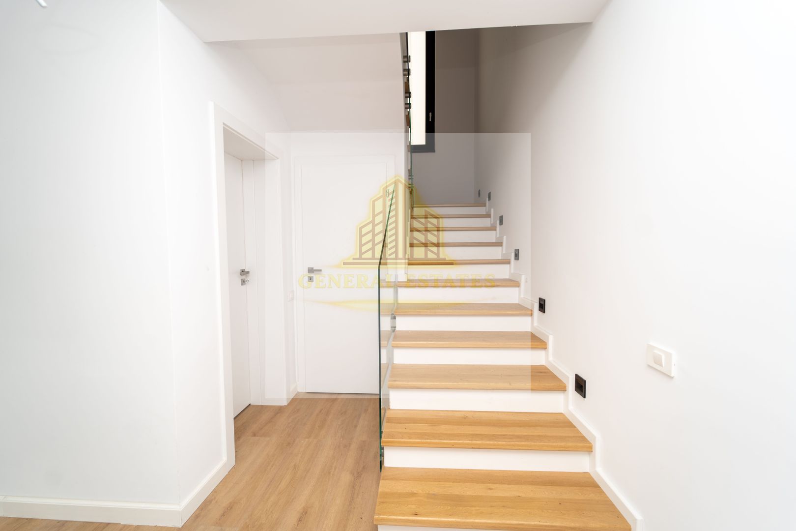 Case tip Duplex de vânzare în Ghimbav, Brașov – Cartierul Florilor - Poză 19