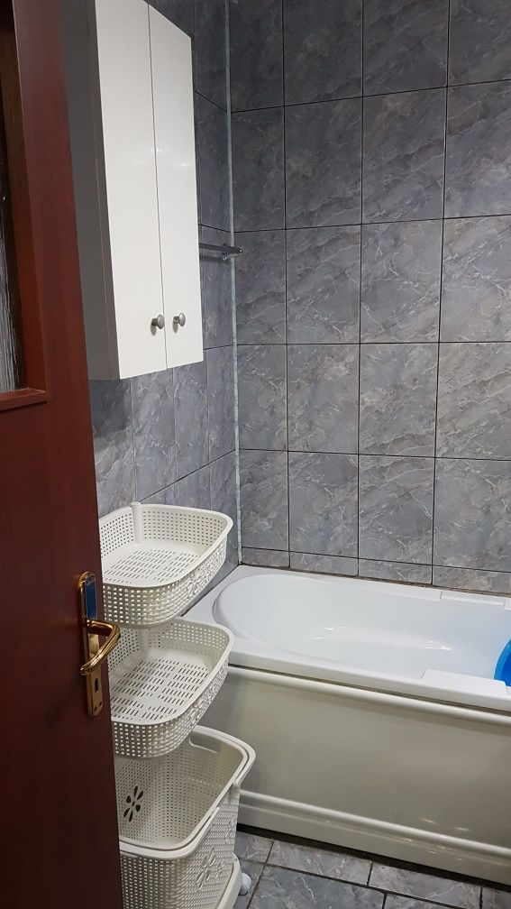 Garsonieră renovata, pet friendly, etaj 1, balcon, aproape metrou Titan - Poză 7