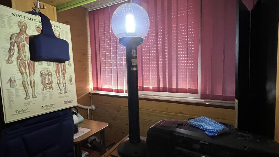 vand apartament 2 camere zona Piata Sarbilor - Poză 1