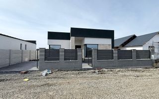 Casa Individuala - 4 camere - 2 bai - 371 mp teren - Poză 1