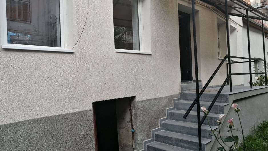 Vânzare apartament spatios,  in zonă ultracentrală - Poză 2