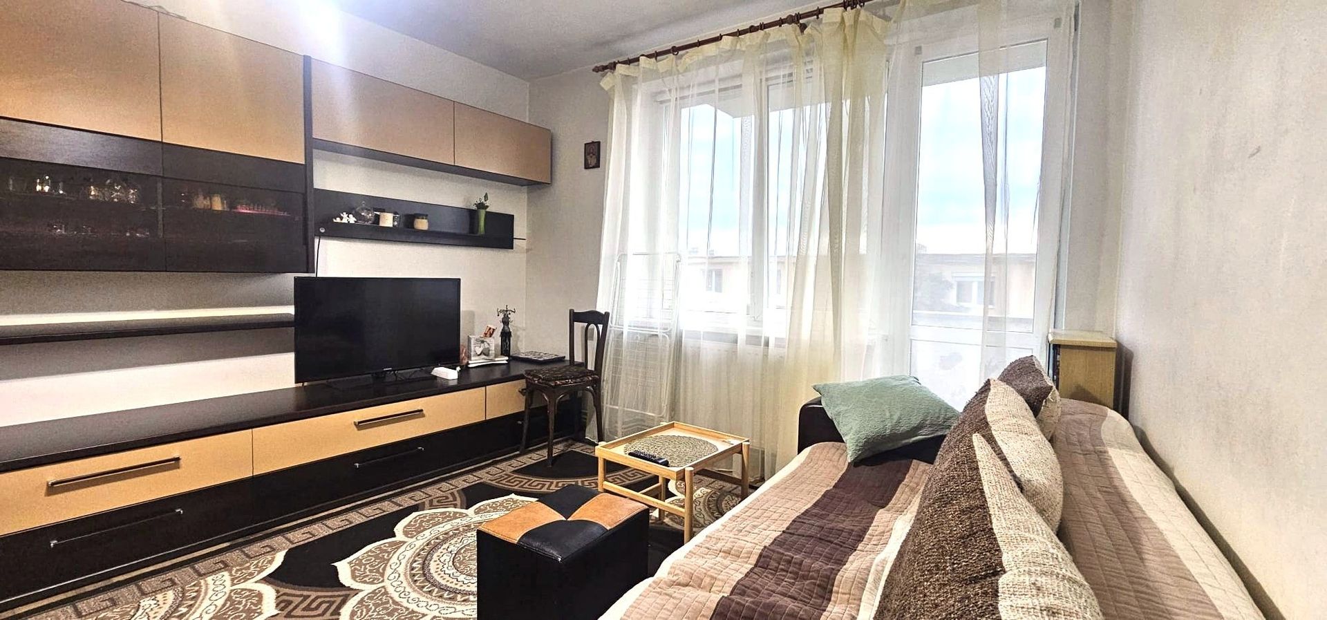 Apartament 3 camere | 61 mp + balcon 8 mp | Tractorul | Comision 0% - Poză 1