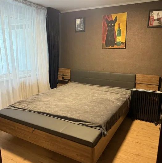 Apartament spatios cu 3 camere, Drumul Taberei Lovinescu - Poză 1