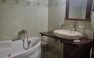 Apartament cu 4 camere de închiriat - Poză 3