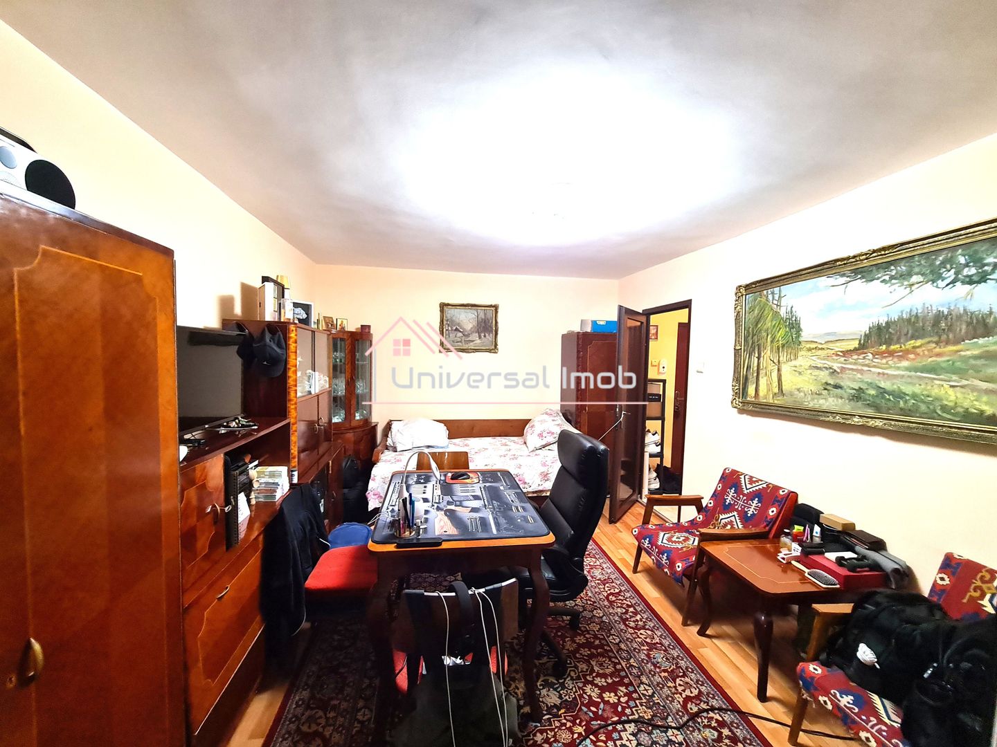 Apartament cu 2 camere decomandate, str. Parang - Poză 3