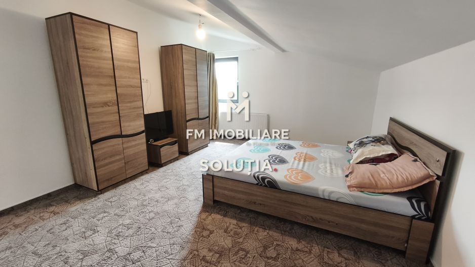 Casă spațioasă de vânzare – P+M | 5 camere | 255 mp construiți - Poză 5