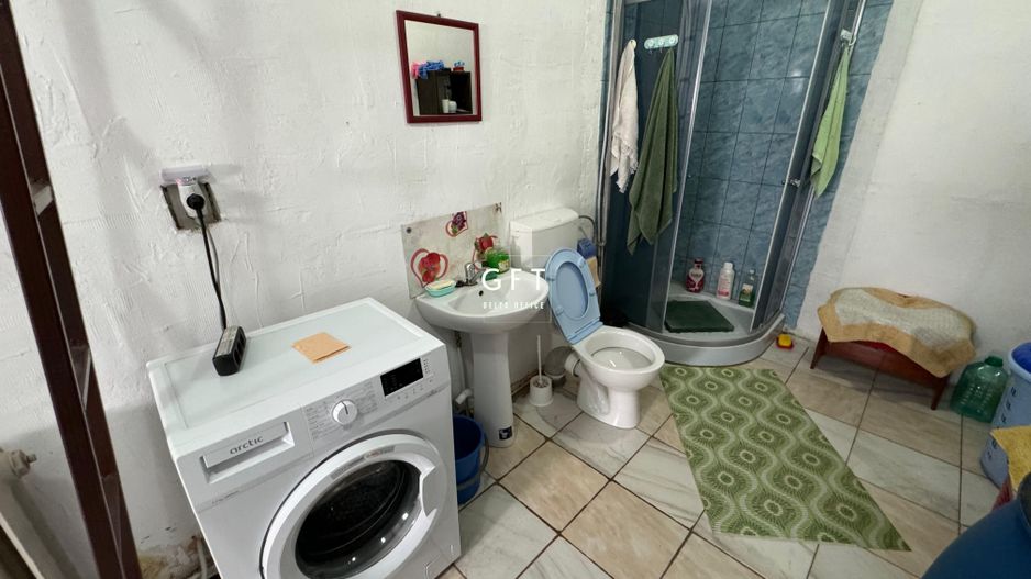 Casa de vanzare la Enciu cu teren generos, Apa GRATIS - Poză 8